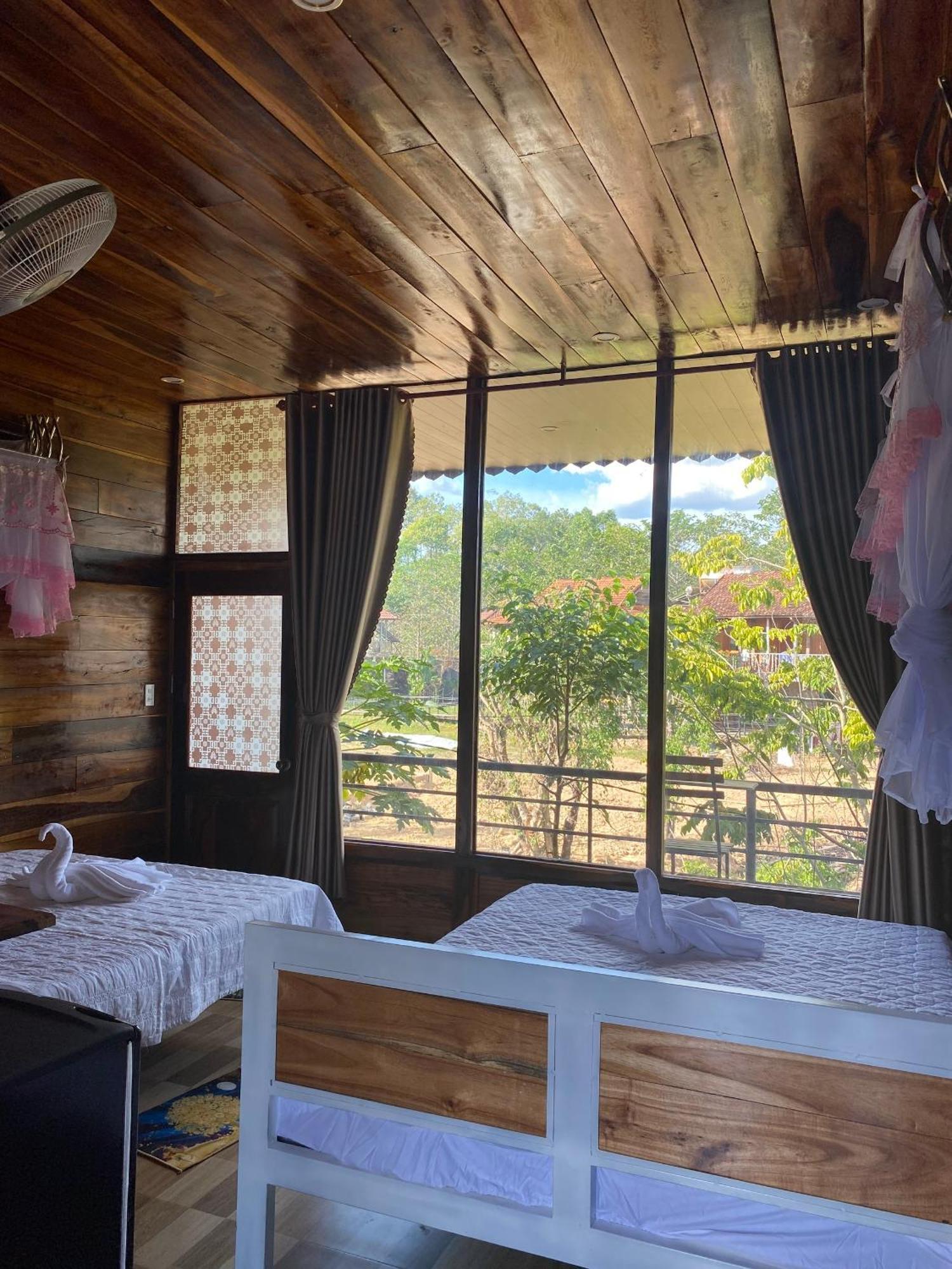 Forest Breath Eco-Lodge Cát Tiên Eksteriør bilde