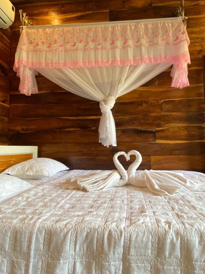 Forest Breath Eco-Lodge Cát Tiên Eksteriør bilde