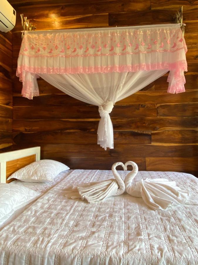 Forest Breath Eco-Lodge Cát Tiên Eksteriør bilde